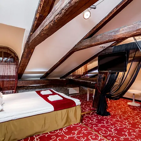 Hotel Meriton Old Town Garden Reval