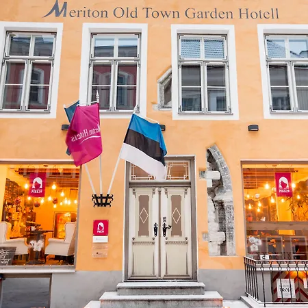 Hotel Meriton Old Town Garden 4*