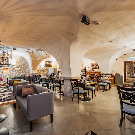 ホテル メリトン オールド タウン ガーデン タリン