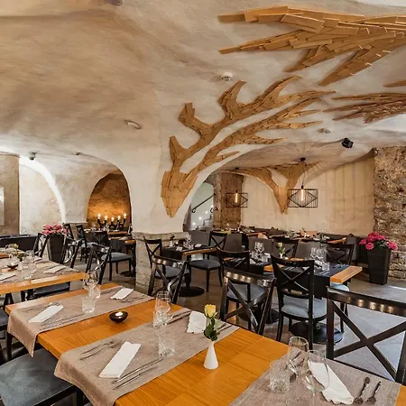 Hotelli Meriton Old Town Garden Tallinna