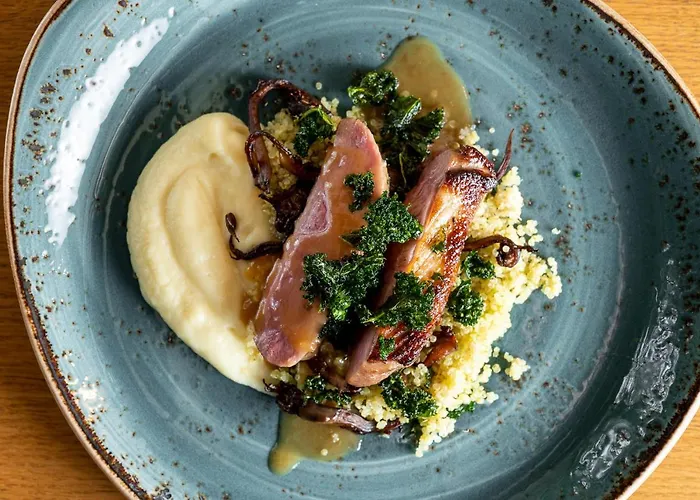 Отель меритон олд тaун гарден 4*