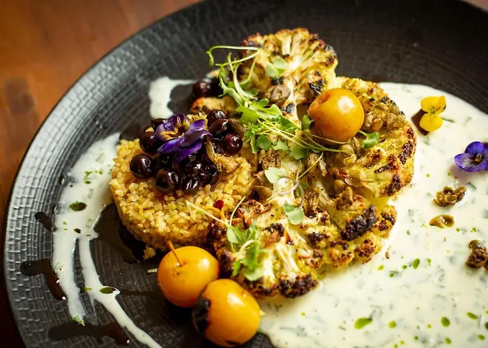 Meriton Old Town Garden 4*