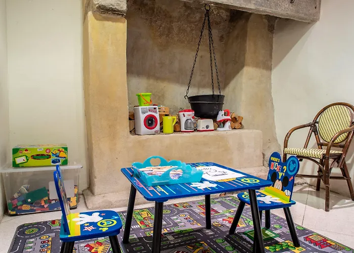 Hotell Meriton Old Town Garden