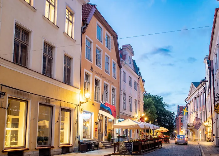 Meriton Old Town Garden Hotell