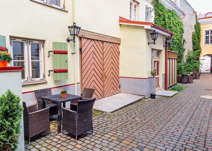 Hotell Meriton Old Town Garden Tallinn