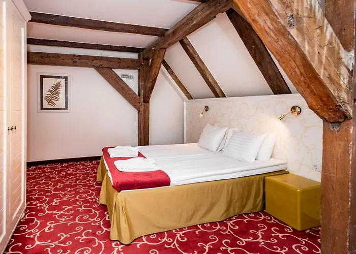 Hotell Meriton Old Town Garden