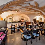 Hotel Meriton Old Town Garden 4*