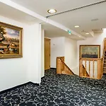 Meriton Old Town Garden 4* Tallinn